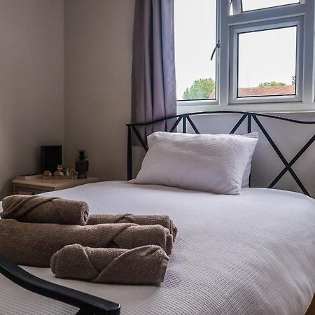 Cozy Double Room - Only Room Лондон Екстер'єр фото